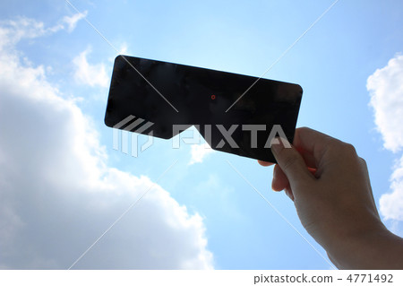 Observation of a solar eclipse Observation of a solar eclipse 4771492