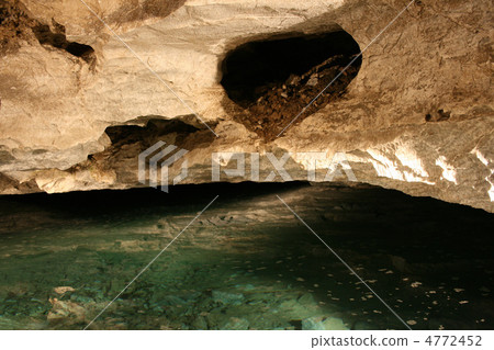 cave 4772452