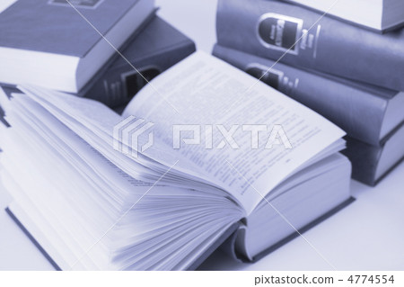 Books 4774554