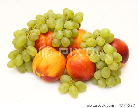 Grapes and nectarines Grapes and nectarines 4774587