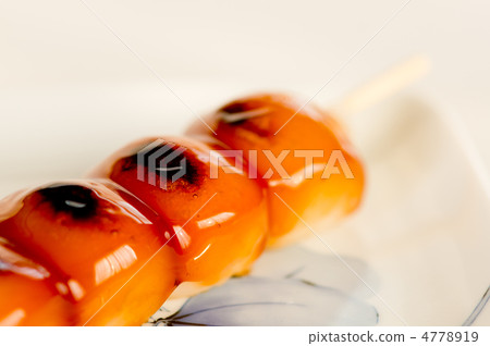 Japanese snack _ Mitarashi dumplings Japanese snack _ Mitarashi dumplings 4778919