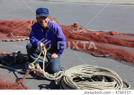 Fisherman's smile 4780337