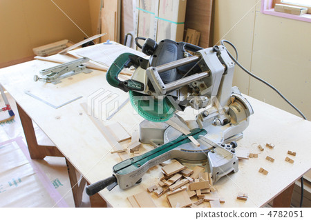 Round saw 4782051