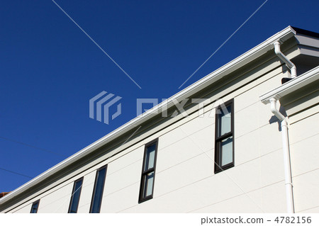 一幢房子 一幢房子 4782156