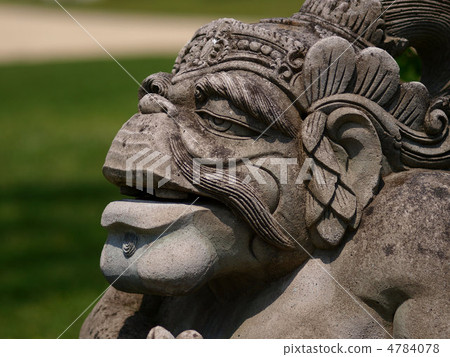 Stone statue 4784078