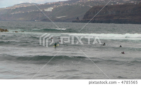 Surfer Sirfin in Spain 4785565