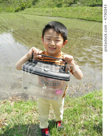 自然充滿自然的男孩 4790843