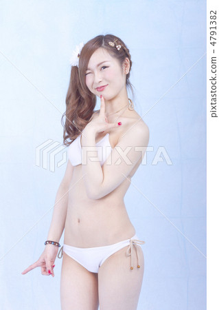 Bikini girls 4791382