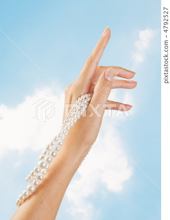 beautiful nails and woman fingers 4792527
