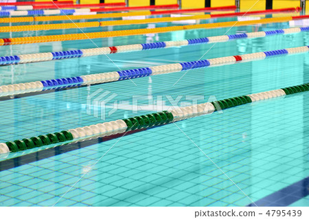 Lane are limited floats in  swimming pool 4795439