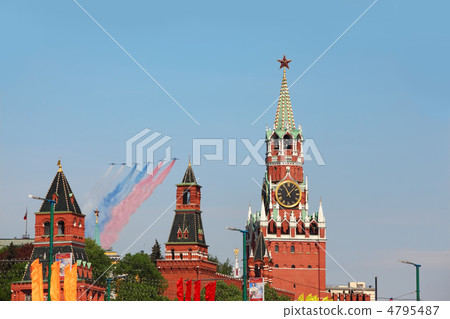MOSCOW - MAY 9: Airplanes make color contrail of russian flag co MOSCOW - MAY 9: Airplanes make color contrail of russian flag co 4795487