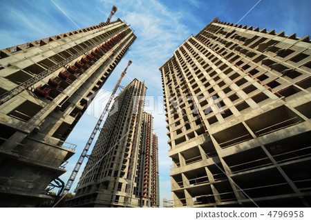 MOSCOW - SEPTEMBER 27: Three tall building of Losiny Island resi MOSCOW - SEPTEMBER 27: Three tall building of Losiny Island resi 4796958