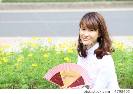 越南美女與鮮花 4798405