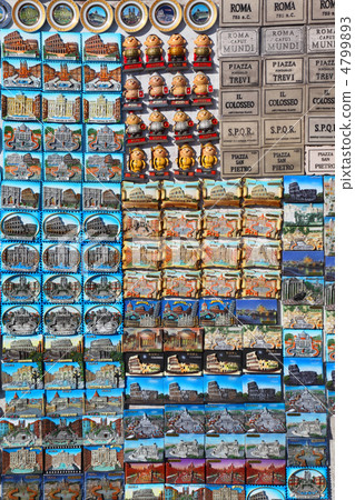 Few rows of magnet souvenirs from Rome: Colosseo, Piazza san Pet Few rows of magnet souvenirs from Rome: Colosseo, Piazza san Pet 4799893