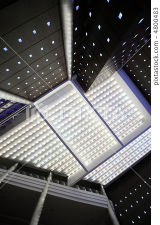 Structure of ceiling of geometrical form with light shine 4800483