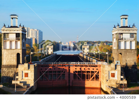 Beautiful average gate of sluice number 8 Moscow Canal in Moscow 4800589