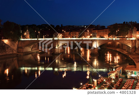 Ponte Vittorio Emanuele II at night in Rome, Italy. beautiful ol Ponte Vittorio Emanuele II at night in Rome, Italy. beautiful ol 4801328