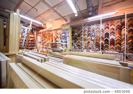 on shelves many canvases on stretchers for artists and samples o 4801698