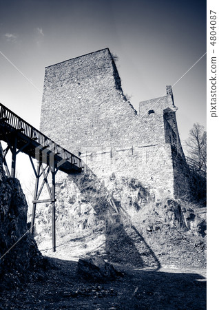 castle ruins of Cornstejn 4804087