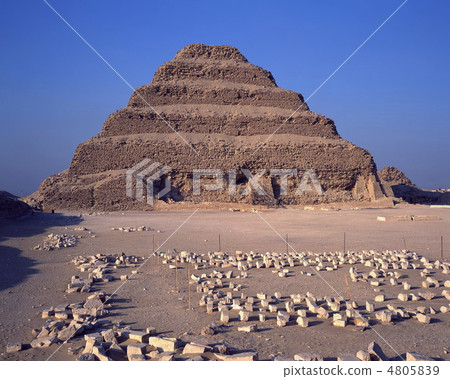 Staircase pyramid of King Jusel 4805839