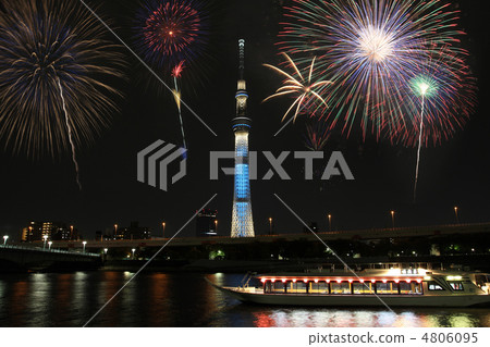 天空樹和煙花 4806095