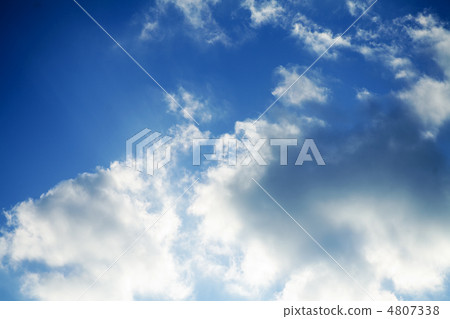 sky covered with clouds sky covered with clouds 4807338