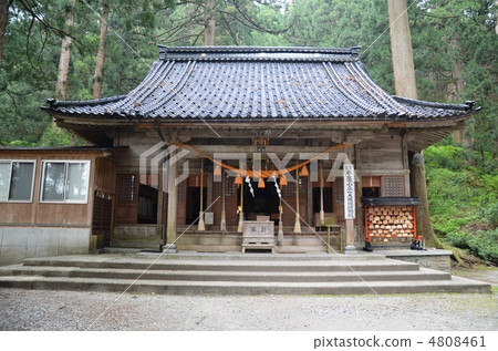 Tateyama Ashikenji的大山神社 4808461