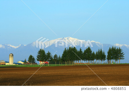 日高山和筒倉 4808851