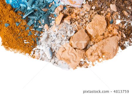 set of multicolor crushed eyeshadows 4813759