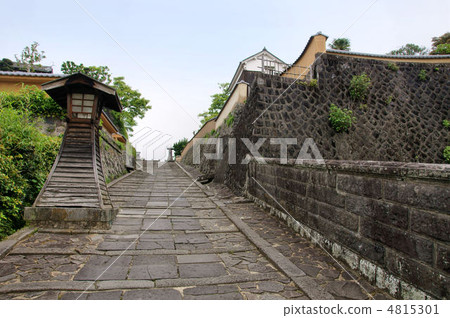 A slope of a vinegar store 4815301