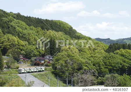 I am going to the Ogiyama of fresh green 4816307