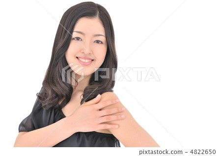 一件衣服 4822650