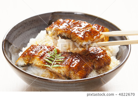 鰻丼 4822670