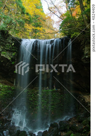Iwai Falls Iwai Falls 4824409