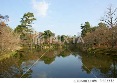 Sen-dong Imperial Palace Kitamanei 4825318
