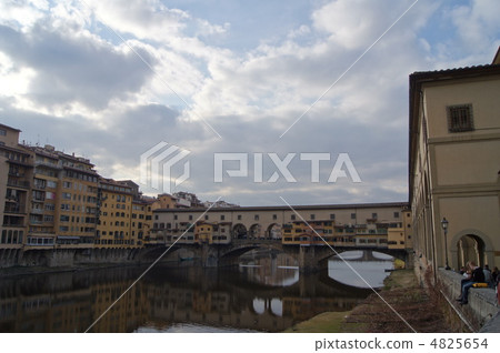 Ponte Vecchio Ponte Vecchio 4825654