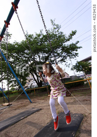 女孩大喊 4829438