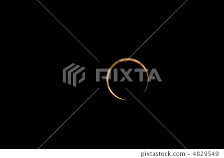 環形日食 4829549
