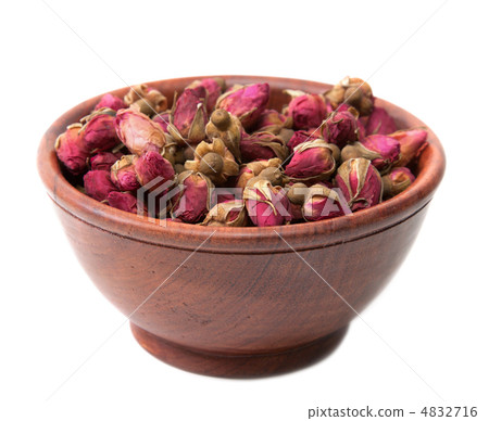 Dry rose in wooden cup 4832716