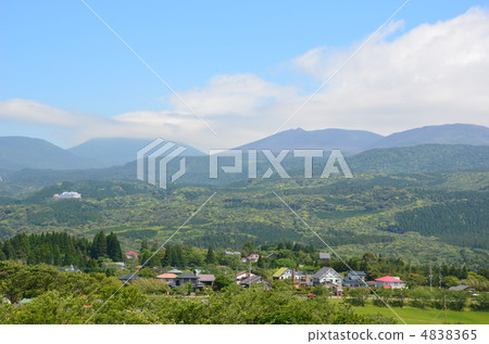 Kirishima mountain ranging from Takachiho ranch 4838365