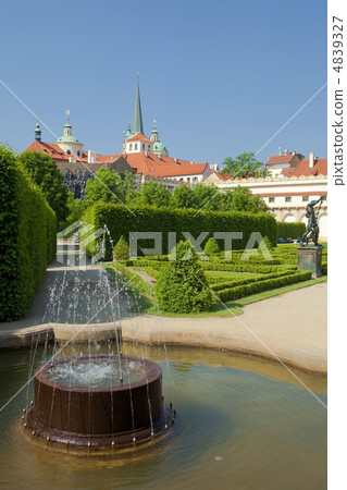 prague, valdstejnska garden prague, valdstejnska garden 4839327