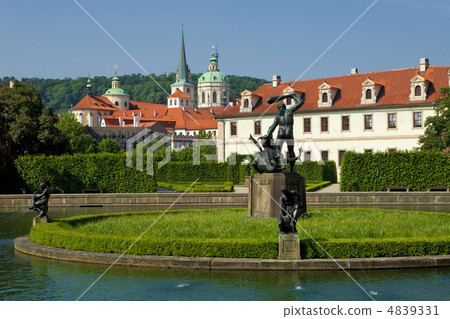 prague, valdstejnska garden prague, valdstejnska garden 4839331