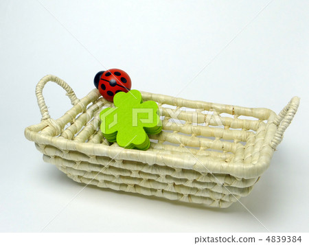籃子和配件 4839384