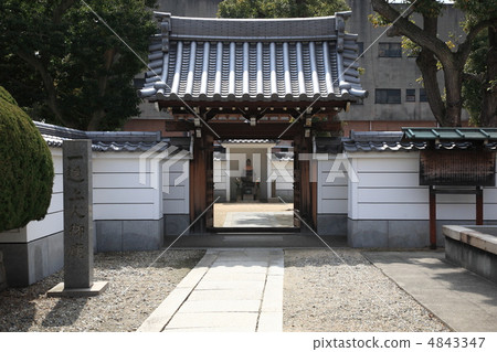 The universal mausoleum of the shrine temple in Kobe City The universal mausoleum of the shrine temple in Kobe City 4843347