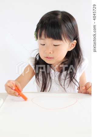 畫畫的女孩 4845729