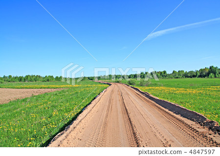 rural sandy road 4847597
