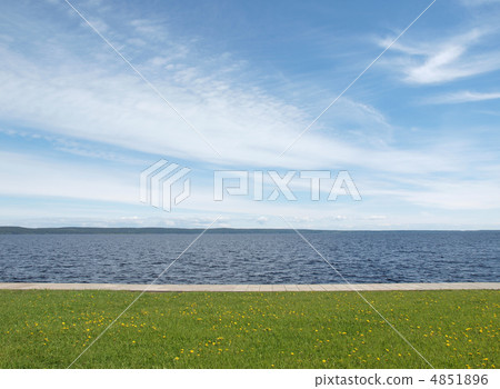 Lake, the sky and grass 4851896