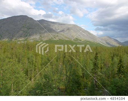 Big mountain in north of Russia 4854104