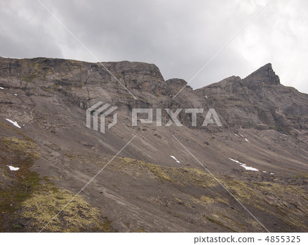 Big mountain in north of Russia 4855325