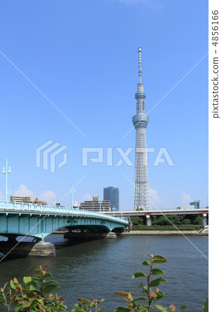 Tokyo sky tree seen from the other side Tokyo sky tree seen from the other side 4856166